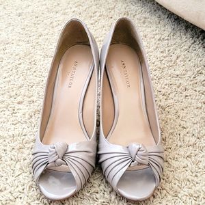 Ann Taylor Knot Peeptoe